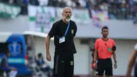 Menjalani Laga Tandang Berat, Pelatih Persebaya Tegaskan Tak Gentar Hadapi Dewa United